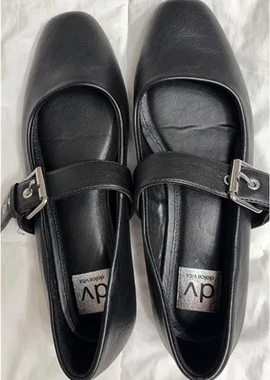 Dolcetta Dolce Vita DV by Sandals Black:Topline/Mellie Flat thumbnail 2