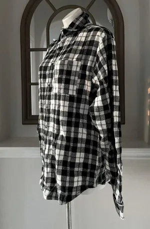 Boohoo Black/White Flannel Oversized Shirt, Size XL New w/Tag thumbnail 5