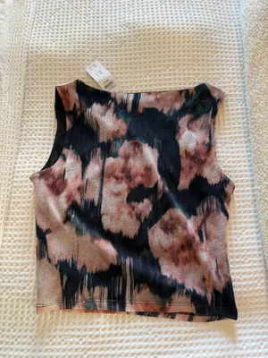 Abercrombie & Fitch Sleeveless Print Top thumbnail 2
