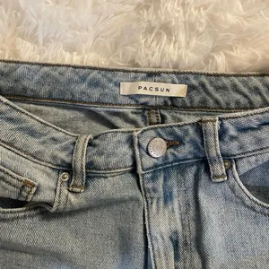 women’s pacsun mom jeans thumbnail 4