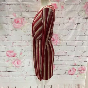 Lulu’s nwt V.I.P. Party Gold and Burgundy Striped Pleated Long Sleeve Dress size thumbnail 9