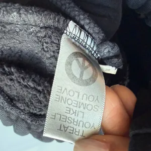 Madhappy Womens Heritage Sweatshorts Black Cotton Fleece Logo Shorts Size‎ M thumbnail 7