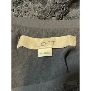 LOFT Gray Lace Ruffle Sleeve Blouse Keyhole Back Top Women’s Medium thumbnail 5