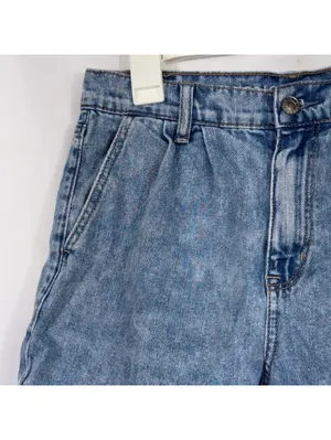 American Eagle Mom Shorts Size 4 High Rise Denim thumbnail 2