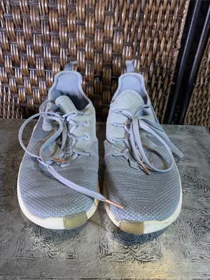 Nike Women’s Free TR 8 Premium 8 Sneakers Size 7.5 thumbnail 2