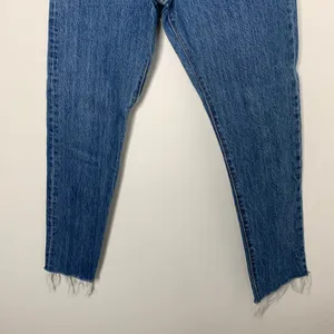 Levis Straight Leg Jeans Womens Size 25 Cw-4717 3629 thumbnail 3