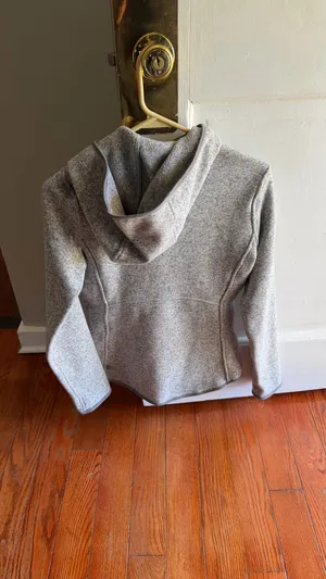 Lululemon jacket thumbnail 4