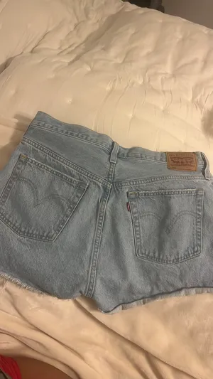 Levi’s Jean Shorts 501 thumbnail 4