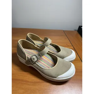 Dansko Valerie Women's Olive Green Canvas Mary Jane Clog Sneaker 37 /6.5 thumbnail 3