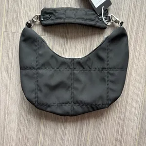 NWT Black Quilted Women's Bag thumbnail 2