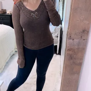 Small brown boho thermal top with floral hood thumbnail 2