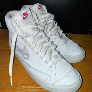 Nike blazers thumbnail 1