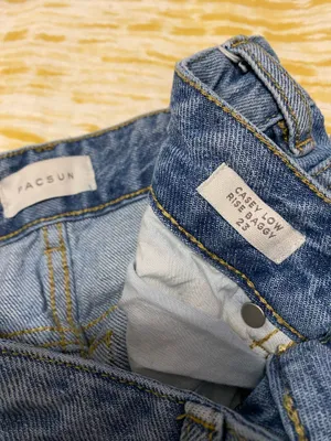 Low-Rise Baggy PacSun Jeans thumbnail 2