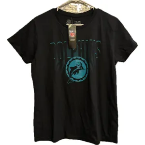 NWT Junk Food NFL Miami Dolphins Team Spotlight T-Shirt Black Large thumbnail 2