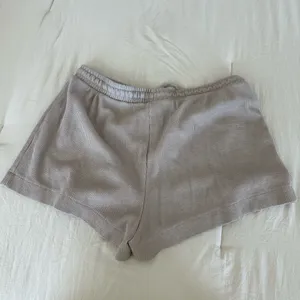H&M waffle knit shorts thumbnail 4