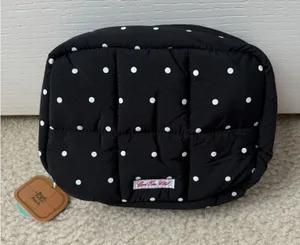 Good Totes Jumbo Bread Puffer Pouch thumbnail 1