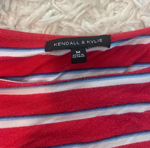 Kendall & Kylie Tank thumbnail 3