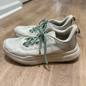 KEEN | Women's WK400 Cream Tan Sage‎ Green Walking Shoes, Size 10 thumbnail 3