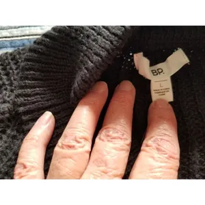 BP Black Chunky Knit Cropped Long Sleeve Oversized Sweater Mock Neck Womens Sz L thumbnail 10