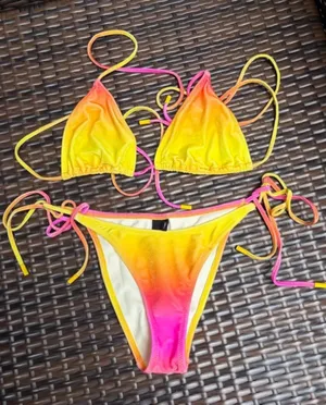 Triangl bikini thumbnail 2