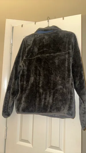 L.L. Bean Fleece Pullover thumbnail 2