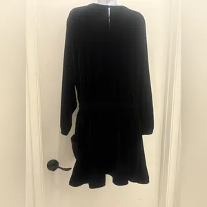 Universal Threads long sleeves velvet black mini length Dress size M romantic new thumbnail 6
