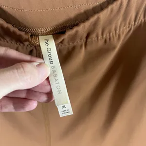 Aritzia The Group by Babaton Cognac Tapered Stretch Pants XL High‎ Rise Pockets thumbnail 5