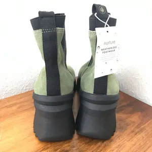 NURTURE Green Suede Chelsea Boot Lug Sole Platform‎ Water Resistant Size 5.5 New thumbnail 7