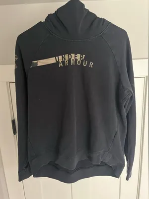 Under Armour Black Hoodie thumbnail 1