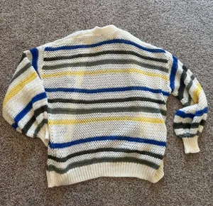Sweater thumbnail 5