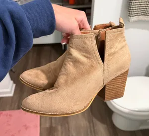 Light brown booties Size 8 thumbnail 1