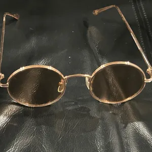 Round Gold Sunglasses Unisex thumbnail 9