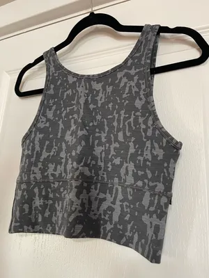 Lululemon tank (6) thumbnail 5