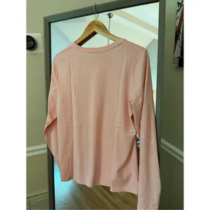 L.L Bean Size Medium Coral Pink And Blue WICKED COZY Long Sleeve Top thumbnail 4