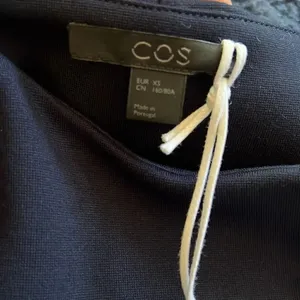 COS Navy ribbon neck short sleeve dress NWT thumbnail 5