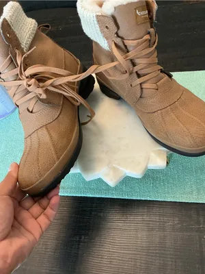 Koolaburra Tan Shearling-Lined Lace-Up Winter Boots thumbnail 11