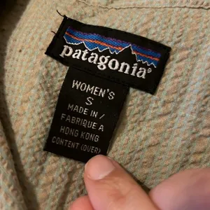 Patagonia sleeveless button down tank‎ thumbnail 4