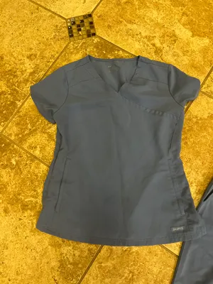 Jaanuu Scrub Set Sz S(see small flaw)! No :( thumbnail 3