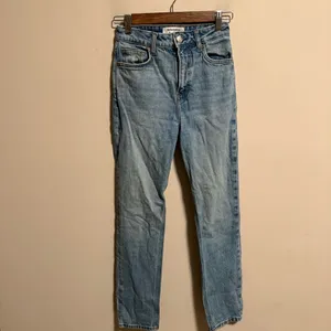 Reformation Liza Ultra High Rise Slim Straight Jeans in Malta- Size 25 thumbnail 7