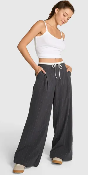 Victoria's Secret Pink On-the-Go Low-Rise Trouser Pants Wide Leg Medium NWT thumbnail 1