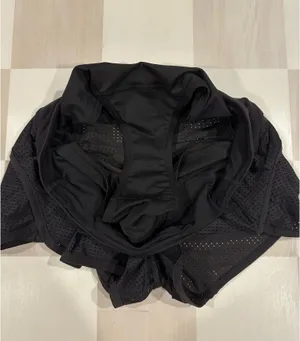 Lululemon Black Mesh Speed Short thumbnail 6