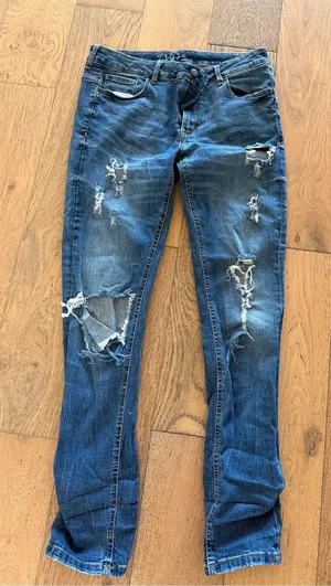 Zara Basic Denim Straight Ripped Jeans thumbnail 1