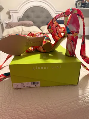 Gianni Bini Heels thumbnail 4