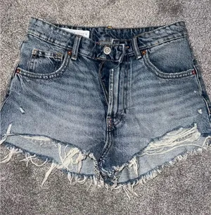 ZARA Jean Shorts High-Waisted Denim thumbnail 1