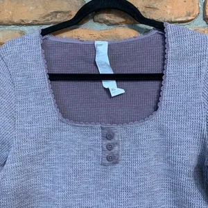 Fabletics Womens XL‎ Mauve Waffle Henley Cropped Long Sleeve Top LS2253733 thumbnail 2