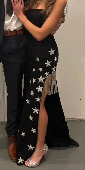 Sherri Hill Stunning Black Prom Dress thumbnail 3