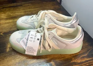 Adidas samba sneakers size 7.5 thumbnail 1