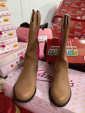 Cowgirl Boots thumbnail 3