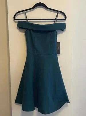 Lulu's Season of Fun Forest Green Off-the-Shoulder Skater Dress Size XS NEW thumbnail 1