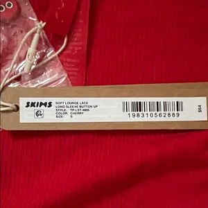 NWT RARE SKIMS Cherry Long Sleeve thumbnail 8